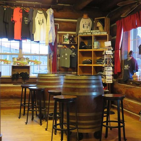Historic Tamarack Lodge Hungry Horse 외부 사진