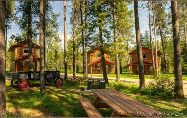 Historic Tamarack Lodge Hungry Horse 외부 사진